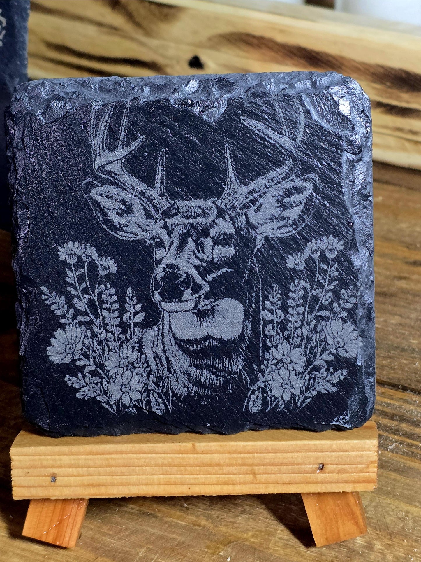 Big buck Slate Coaster with a nature design! Decorative Design, Ideal for Barware, Tableware