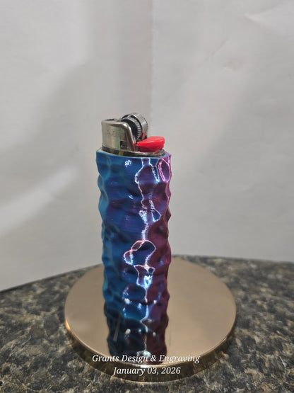 Iridescent Ripple Lighter Case – Color-Shifting 3D Textured Bic Cover